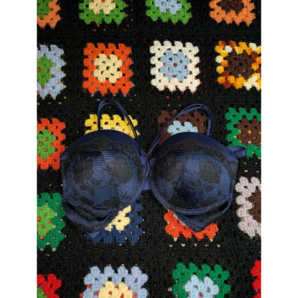 Victoria's Secret Very Sexy Push Up Bra NWT 36C